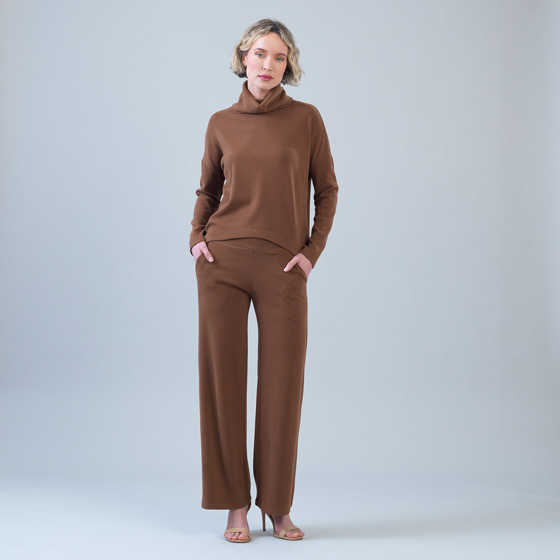 Clara Sun Woo Lounge Knit Tipped Hem Sweater in Camel